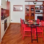 Apartment The Red